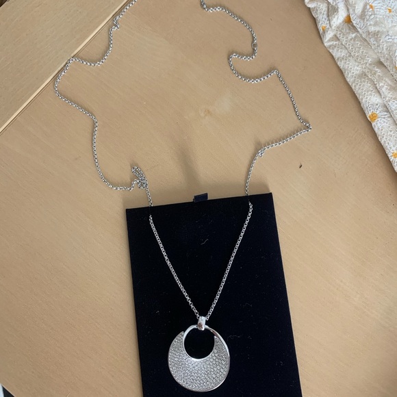 Swarovski necklace - Picture 3 of 3